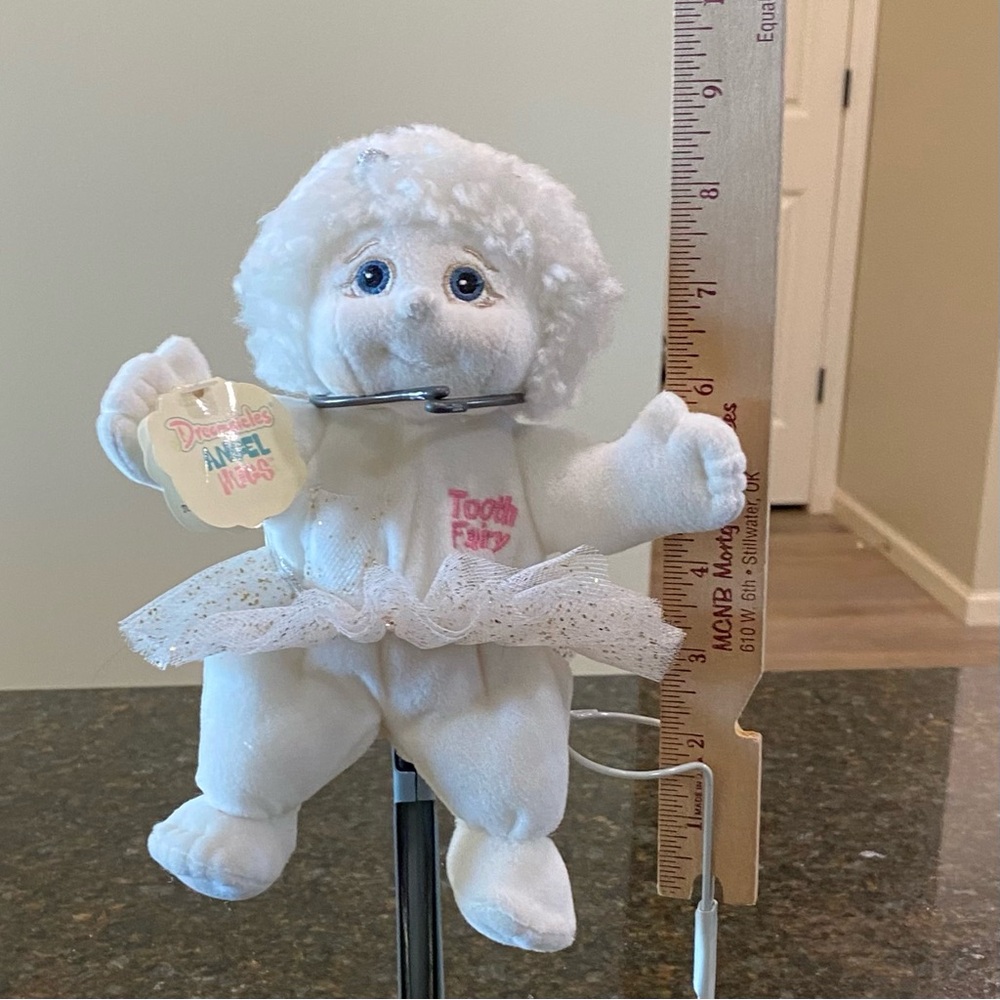 NWT Vintage “Tooth Fairy” plush doll, Dreamsicles Angel Hugs, with tooth pocket